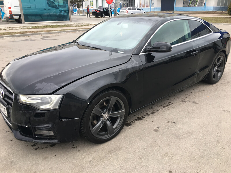 Фара передняя Audi A5  2015 купе 2.0 Бензин 