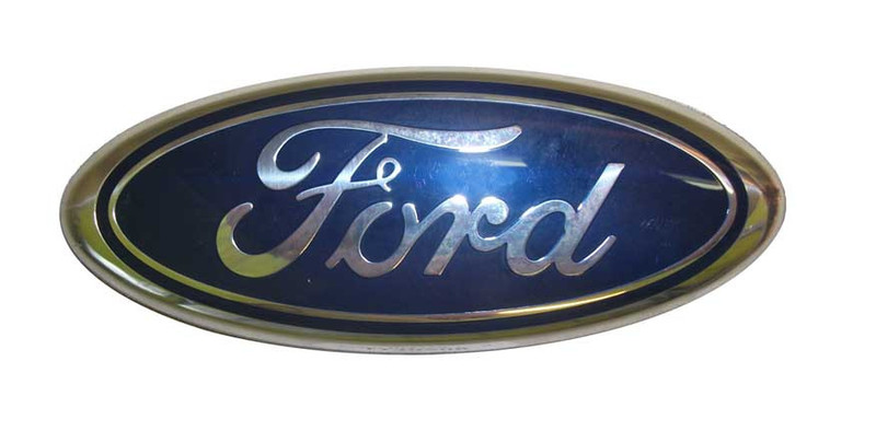 Эмблема передняя Ford Fiesta MK6 хэтчбек 2007 г.  1.3 л бензин Киев