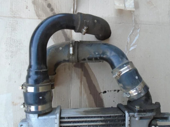 Патрубки интеркулера 2 шт в сборе (которые из 6 кусочков состоят) Nissan Patrol Y61  2001 3.0 Дизель Одесса