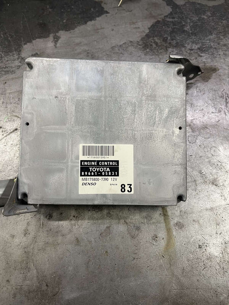 89661-05831 Toyota Avensis  2004 2.0 Дизель Одесса