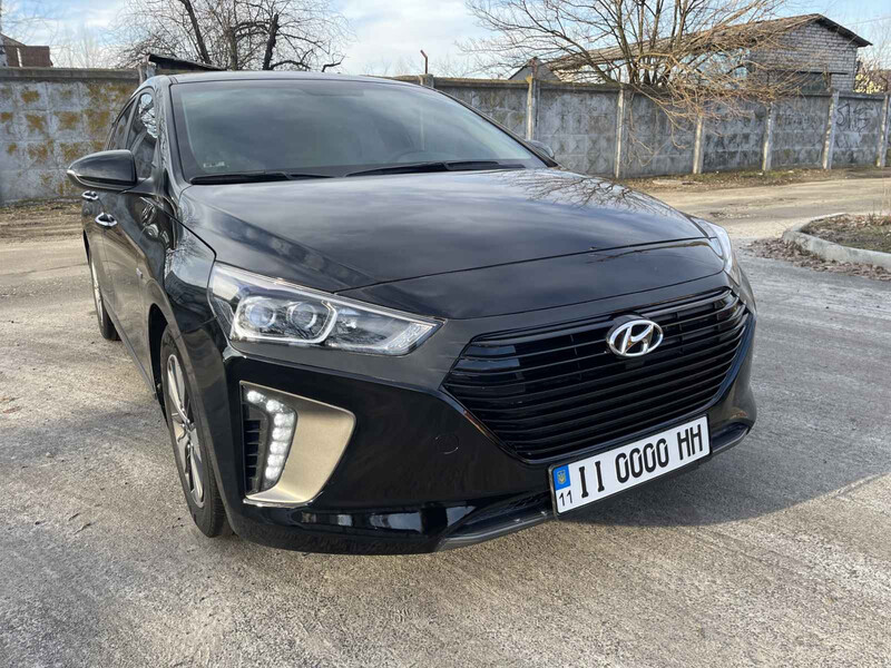 Бампер передний Hyundai IONIQ  2018 хэтчбек 1.6 Гибрид Киев
