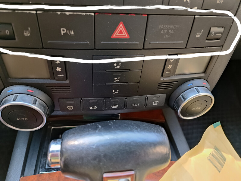 Кнопки Volkswagen Touareg TDI 2005 универсал 2.5 Дизель Васильков