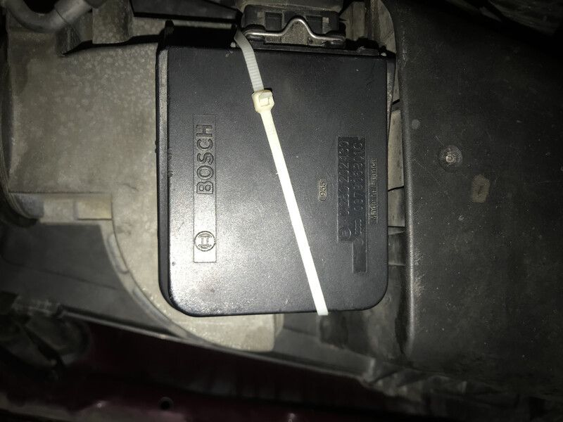 Розходомір повітря Audi 80 B4  1994 универсал 2.0 Бензин Трускавец