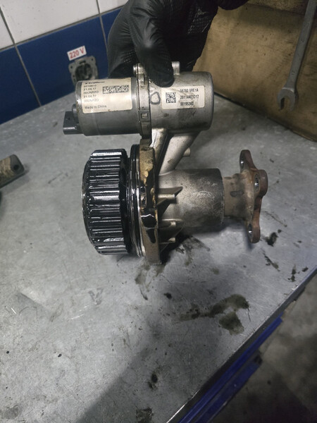 Полный привод Mitsubishi Outlander  2022 2.5 Бензин Запорожье