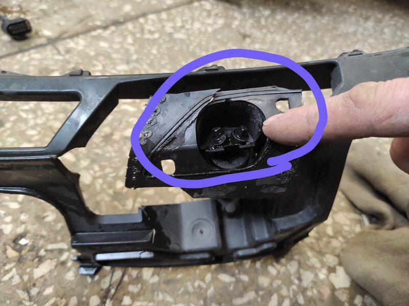 Омыватель фары лівий Volkswagen Golf 6  2011 хэтчбек 1.6 Дизель Винница