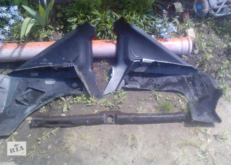 Пластик багажника Opel Kadett E  1987 купе 1.6 Бензин 