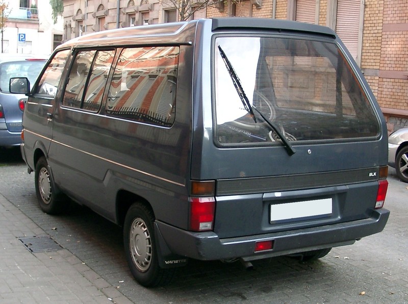 Крышка багажника Nissan Vanette C22  1992 2.0 Дизель Киев