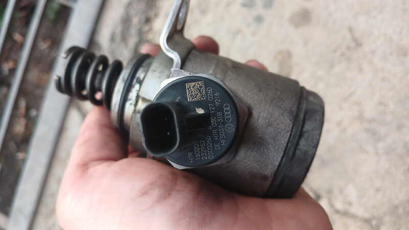 ТНВД Volkswagen Passat B6  2009 універсал 14.0 Бензин Шаргород