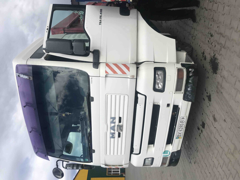 Двері водійські MAN TGA 24.430 2005 Ізяслав