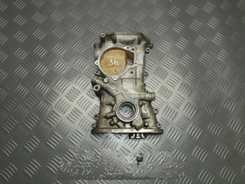 Асляный насос передняя крышка на 1.6 16v ga16de бензин Nissan Serena  1999 1.6 Бензин 