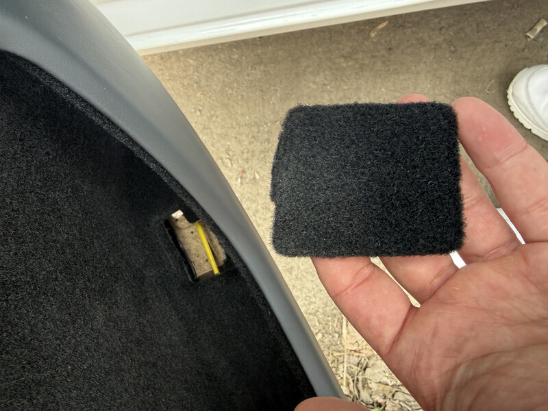 Заглушка в дверь правая сторона Tesla Model 3  2024 1.0 Электро 