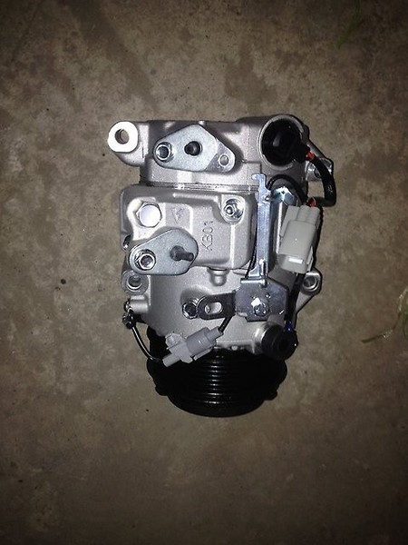 Компрессор кондиционера 88320-48110 Lexus RX 2008 г.  3.5 л бензин Харьков