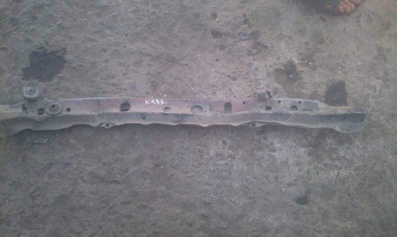 Под радиаторная планка Nissan Micra K12  2008 хетчбек 1.2 Бензин 