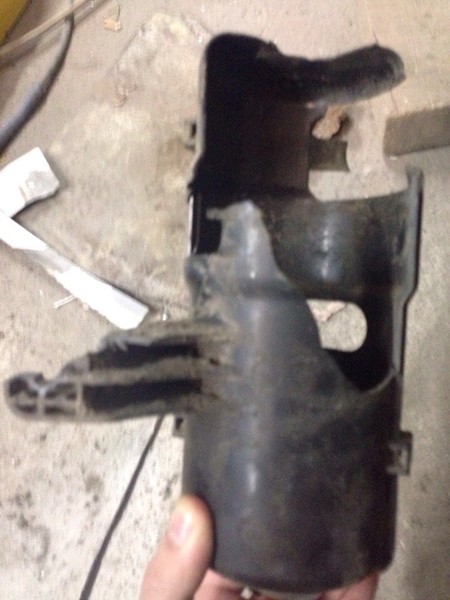 Патрубок кондиціонера+сушка конлиціонера Ford Transit Sport 2010 2.2 Дизель Киев