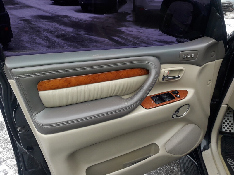 Карта двери водителя Lexus LX 2006 г.  4.7 л бензин Киев
