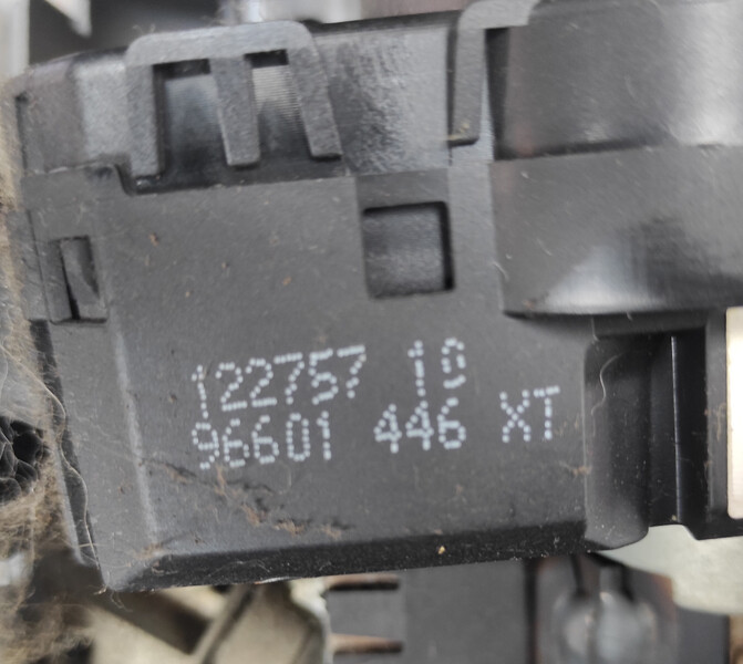 Підрульовий перемикач Citroen C3 хетчбек 2006 р.  1.1 л бензин Київ