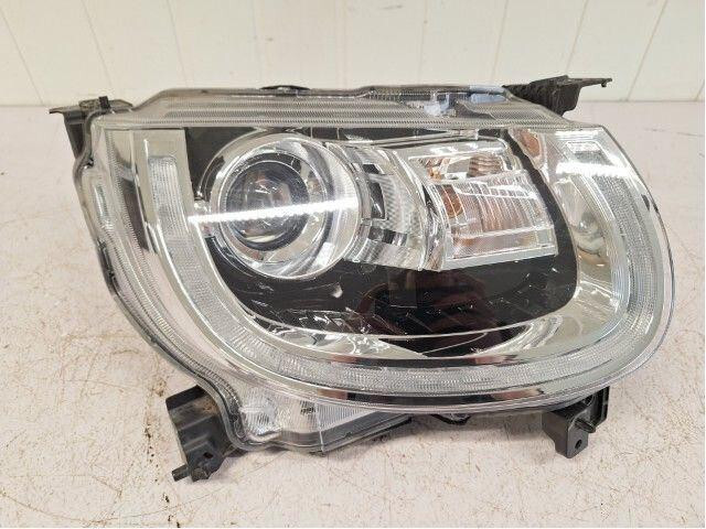 Фара передняя Suzuki Ignis  2023 хэтчбек 2.0 Бензин Киев