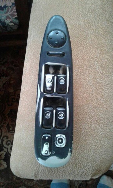 Блок стеклоподъемников Hyundai Sonata 3  1997 2.0 Бензин Николаев