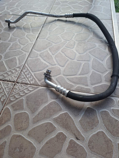 Трубка компрессора кондиционера 924900030R   Renault Laguna