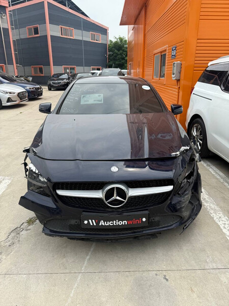 Бампер передний Mercedes-Benz CLA-Class  2016 купе 2.0 Бензин Киев