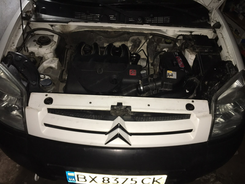 Решётка Citroen Berlingo  2007 2.0 Дизель Хмельницкий