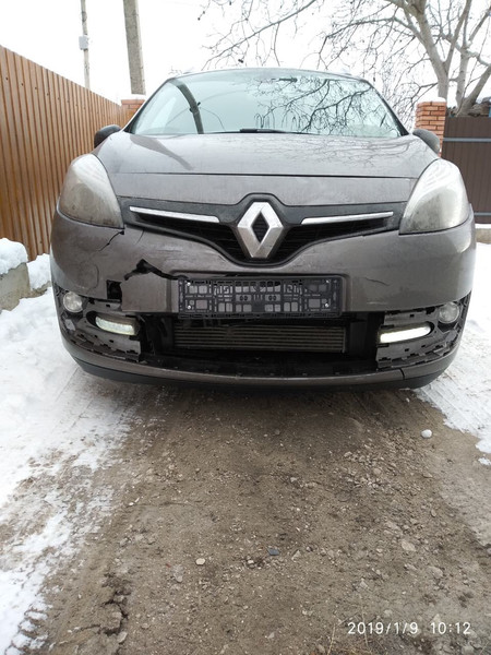 Бампер передній у зборі Renault Grand Scenic 3  2013 1.5 Дизель 