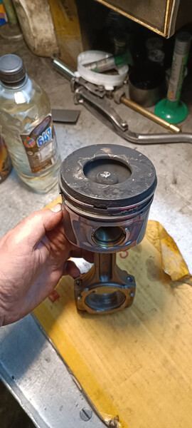 Поршень шатун (d4eb, палец 28 мм) Hyundai Santa FE 2  2008 2.2 Дизель Буча