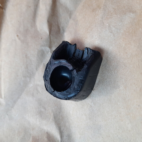 Кронштейн крепления зеркала салона Ford Focus 2  2005 хетчбек 1.6 Бензин 