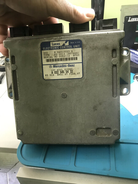 ECU Mercedes E-Class 1997 г.  2.0 л дизель Хорол