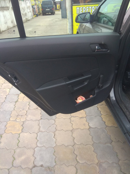 Карты задних дверей Opel Astra Астра Н 2007 1.4 Бензин Одесса