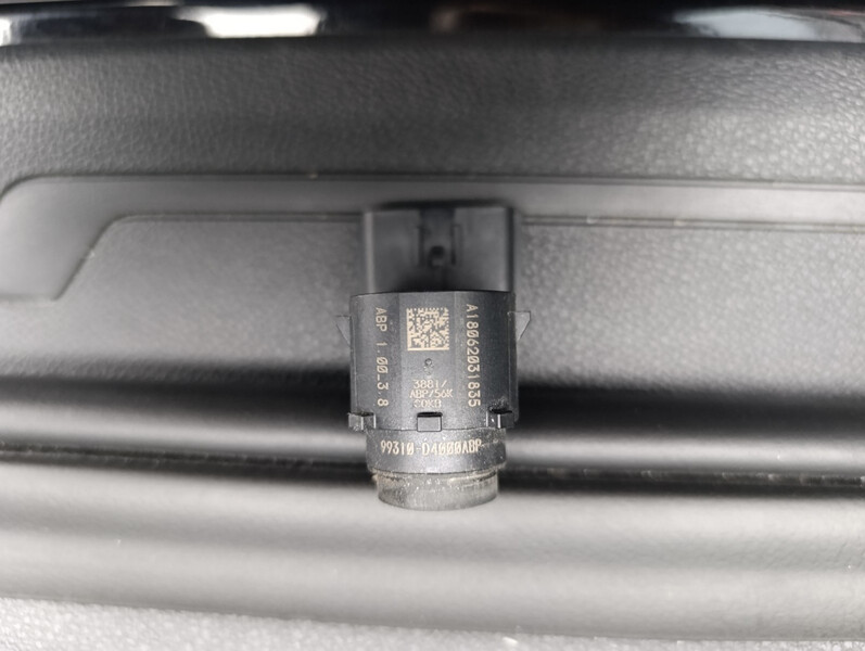 Датчик парктроніка Kia K5  2018 2.0 Бензин Київ