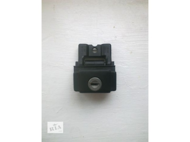 Замок бардачку Volkswagen T4 (Transporter)  2000 1.9 Дизель Хмельницький