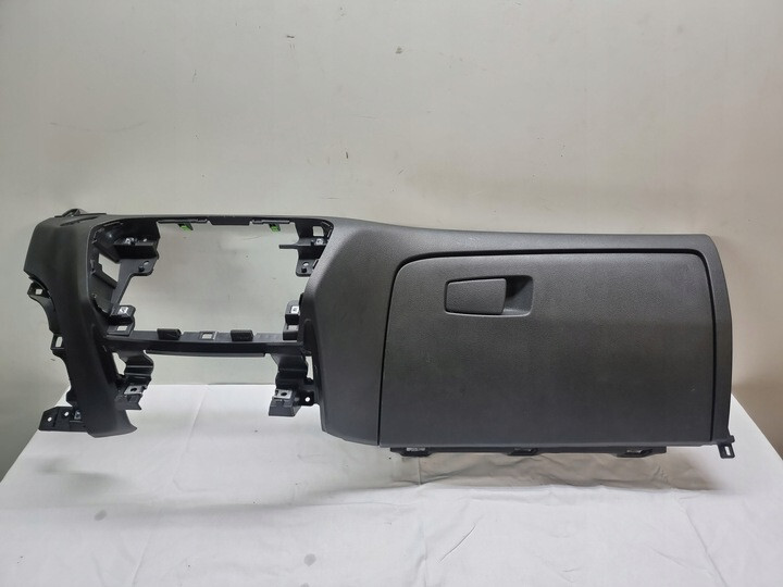 Пластикт бардачка, нижня частина торпеди Hyundai Tucson  2016 1.7 Дизель 