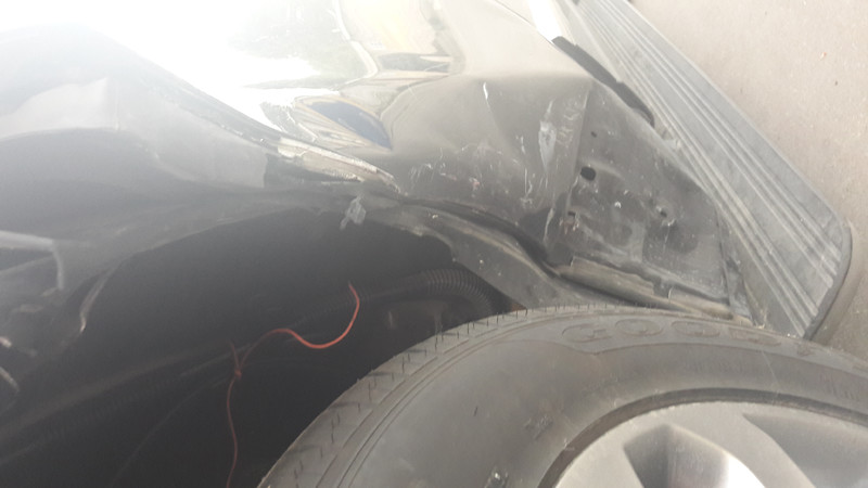 Подкрылок задний правый Land Rover Range Rover 2015 г.  5.0 л бензин Киев