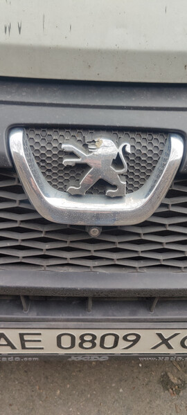 Значок в решотку Peugeot Boxer  2008 2.2 Дизель 