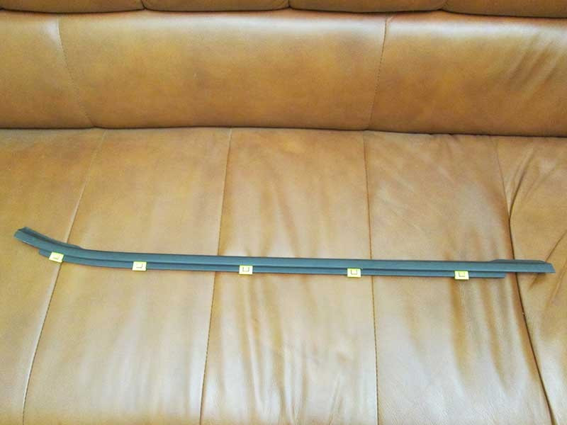 Накладка на стекло задней двери правой Hyundai i30  2011 хэтчбек 1.4 Бензин Сумы