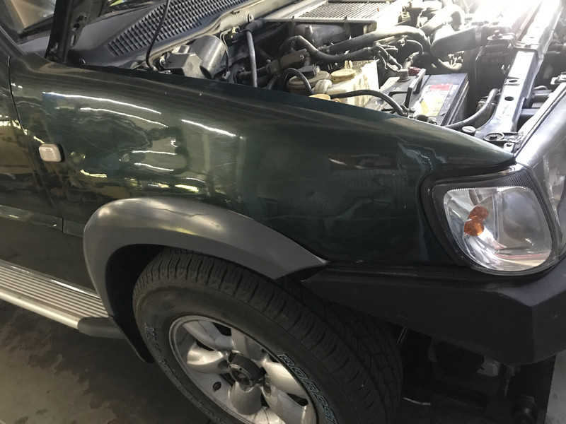 Крило Nissan Terrano II 2001 г.  27.0 л дизель Черкассы