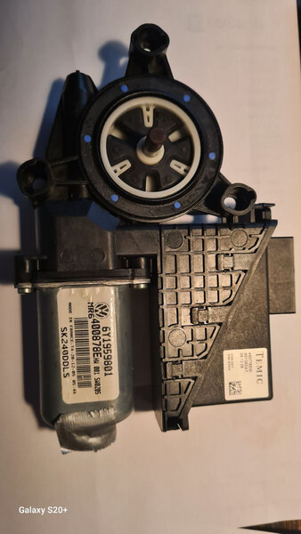 Мотор стеклоподъемника Skoda Fabia  2006 