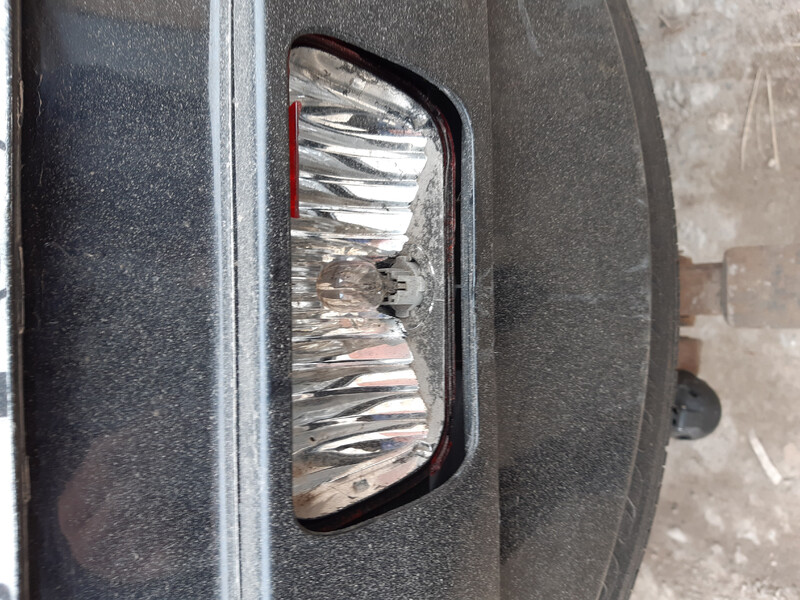 Задняя противотуманка Mitsubishi Pajero 4  2007 3.8 Бензин Киев