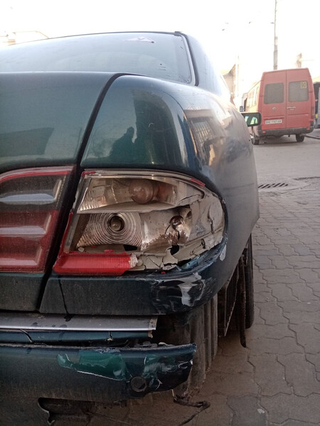 Бампер задний w210 под датчики Mercedes E-Class 1997 г.  2.9 л дизель Днепр