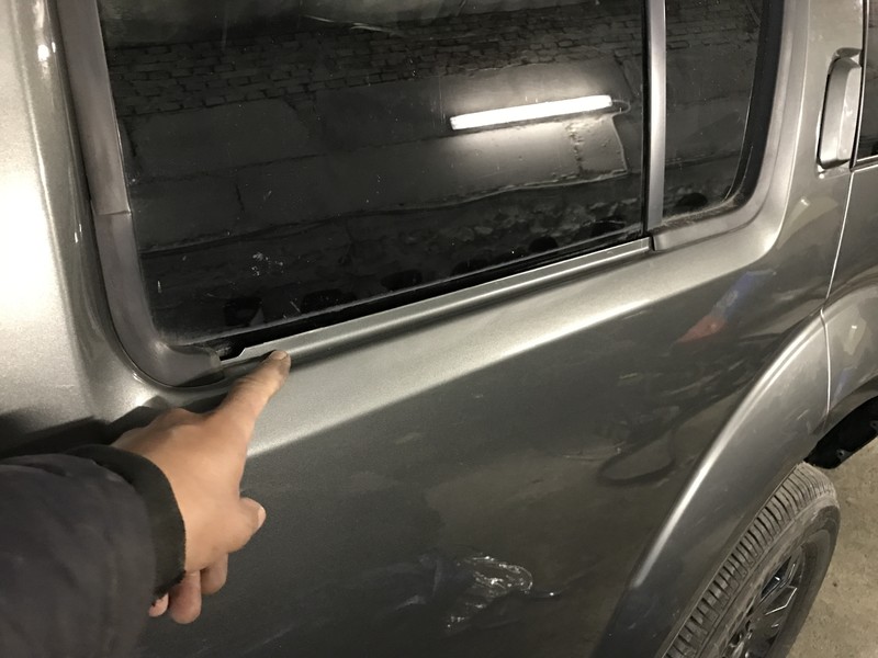 Молдинг дверки зад L Nissan Pathfinder R51  2007 2.5 Дизель 