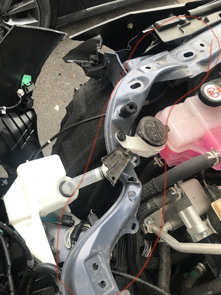 Передняя панель крепления фар Subaru 1600 Solterra ! нет модели в списке 2023  Электро 