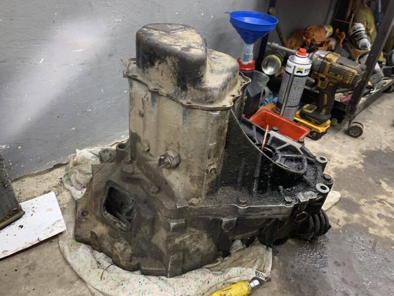 КПП Mazda 323  1996 1.6 Бензин Костополь