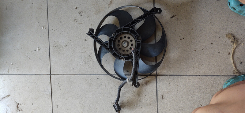 Вентилятор радіатора Seat Cordoba 2008 р.  2.0 л бензин Львів