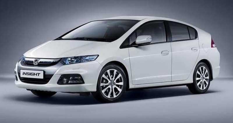 Решетка радиатора в сборе Honda Insight Ex 2014 универсал 1.3 Гибрид Каменское
