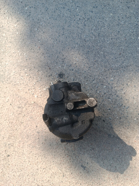 Компрессор кондиционера Skoda Octavia A5 2007 г.  16.0 л бензин Киев