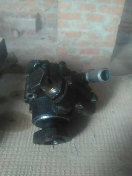 Насос гідроусілітєля Volkswagen Sharan  1998 2.0 Бензин 