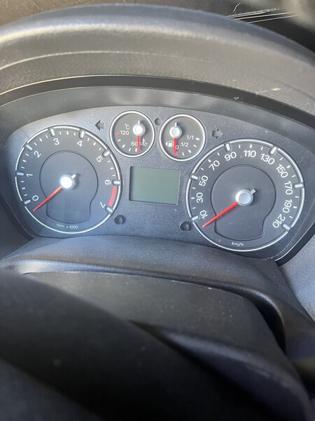 Приборная панель Ford Fiesta MK6  2007 хэтчбек 1.4 Бензин Харьков
