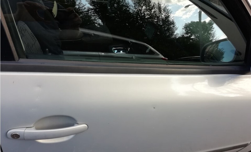 Молдинг опускного скла дверей Volkswagen Passat B5 дорест унів. 2000 Львов