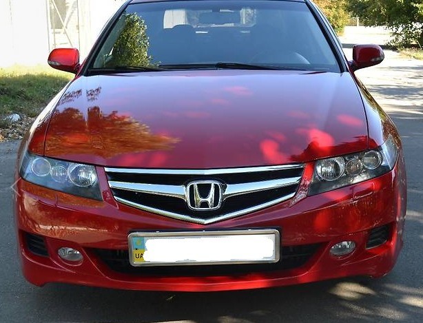 Решетка радиатора Honda Accord 7 рестайлинг 2006 г.  2.0 л бензин Краматорск